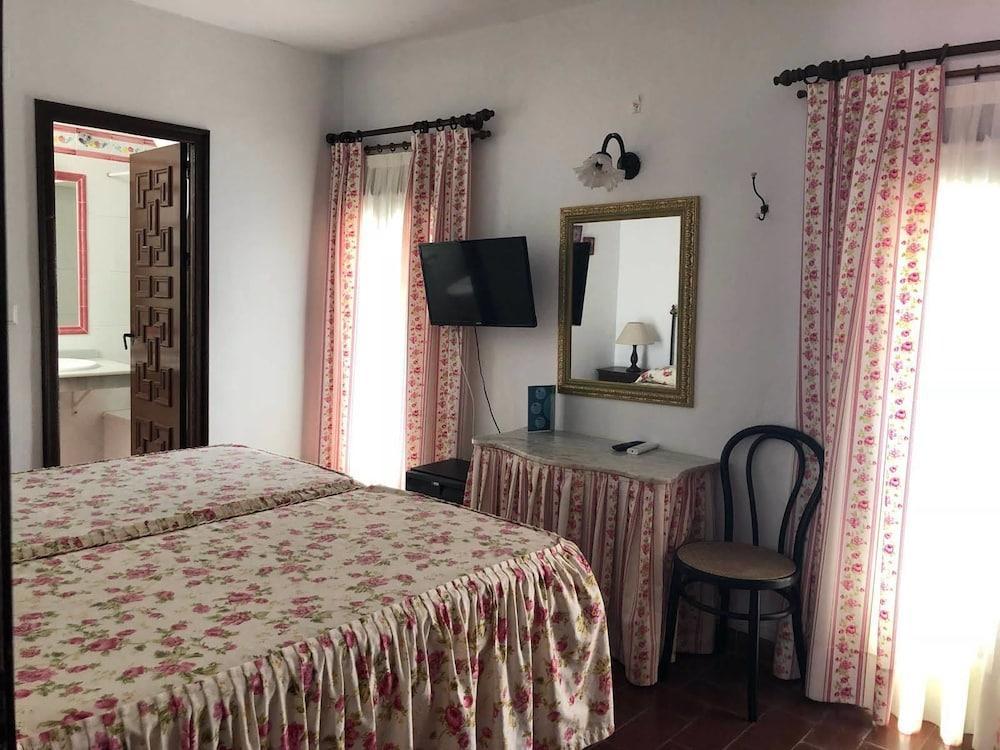 Hostal Gran Capitan Чипиона Екстериор снимка