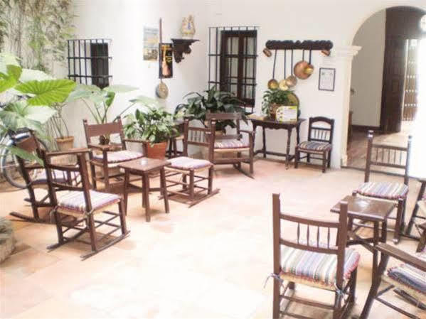 Hostal Gran Capitan Чипиона Екстериор снимка